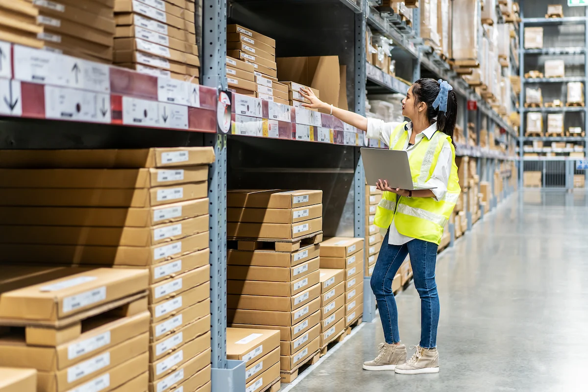 Advantages of Reverse Logistics