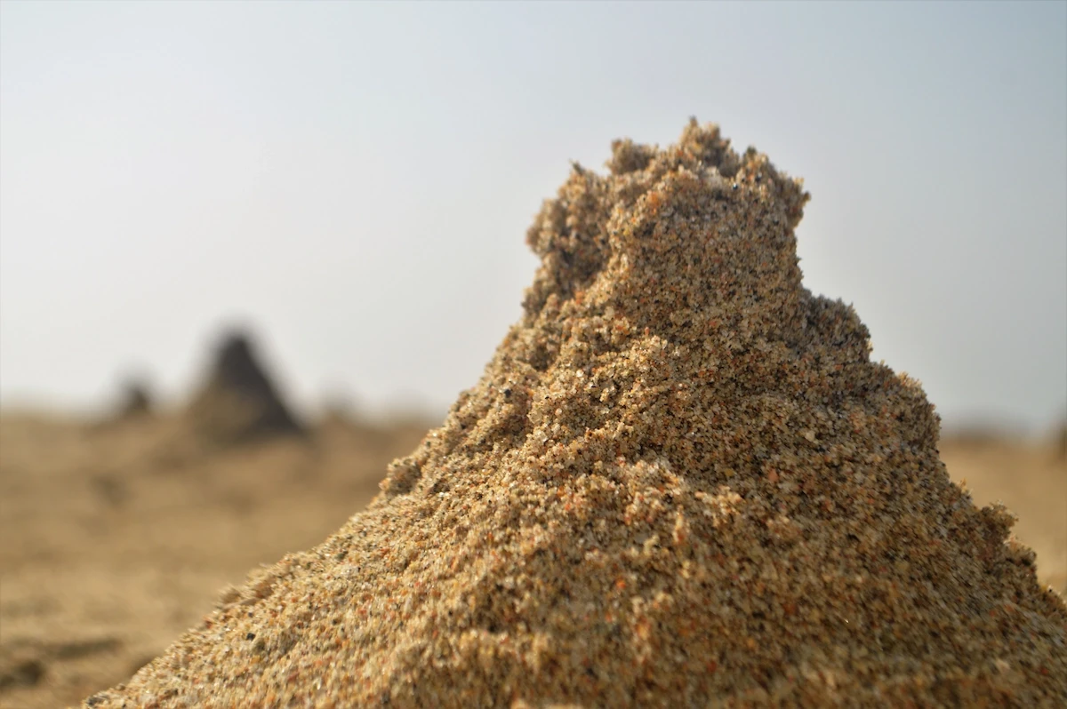 The Advantages of Silica Sand