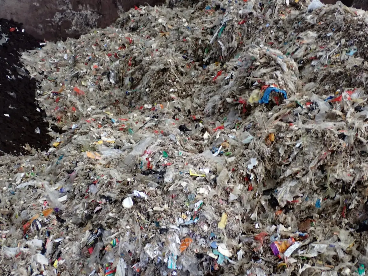 Bahan Baku Refuse-Derived Fuel