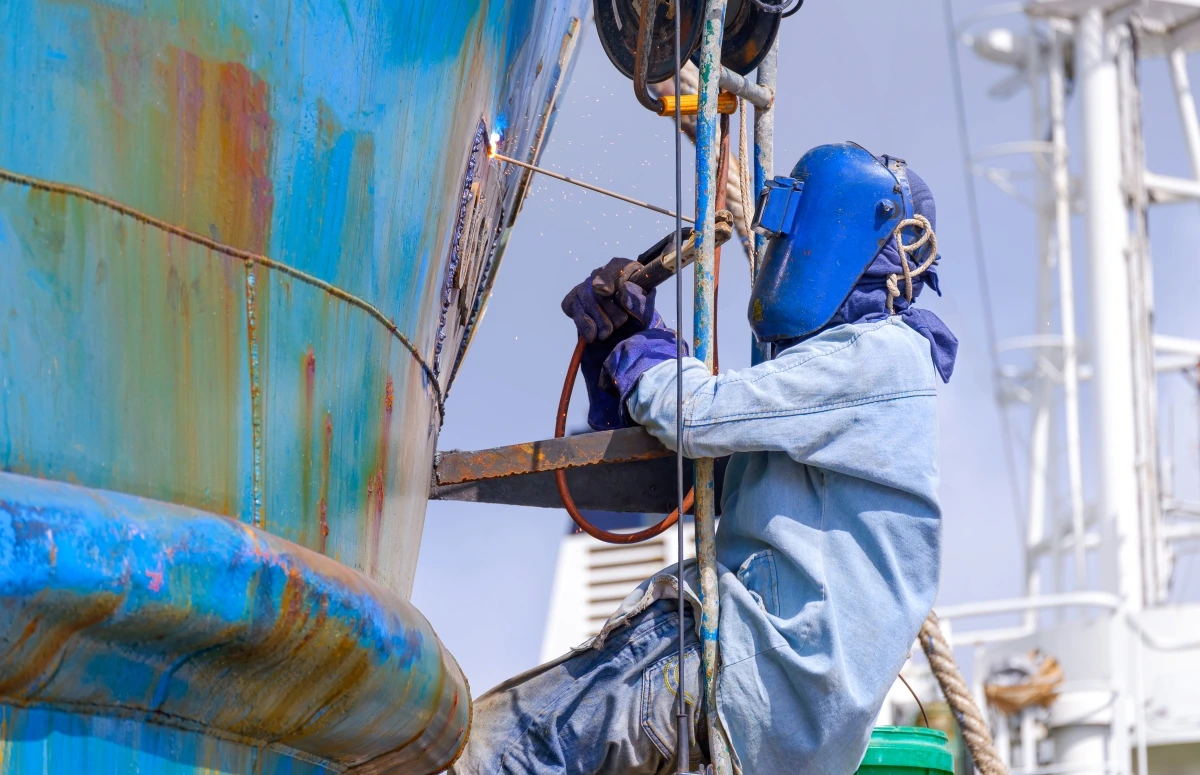 Mengapa Docking Kapal Penting